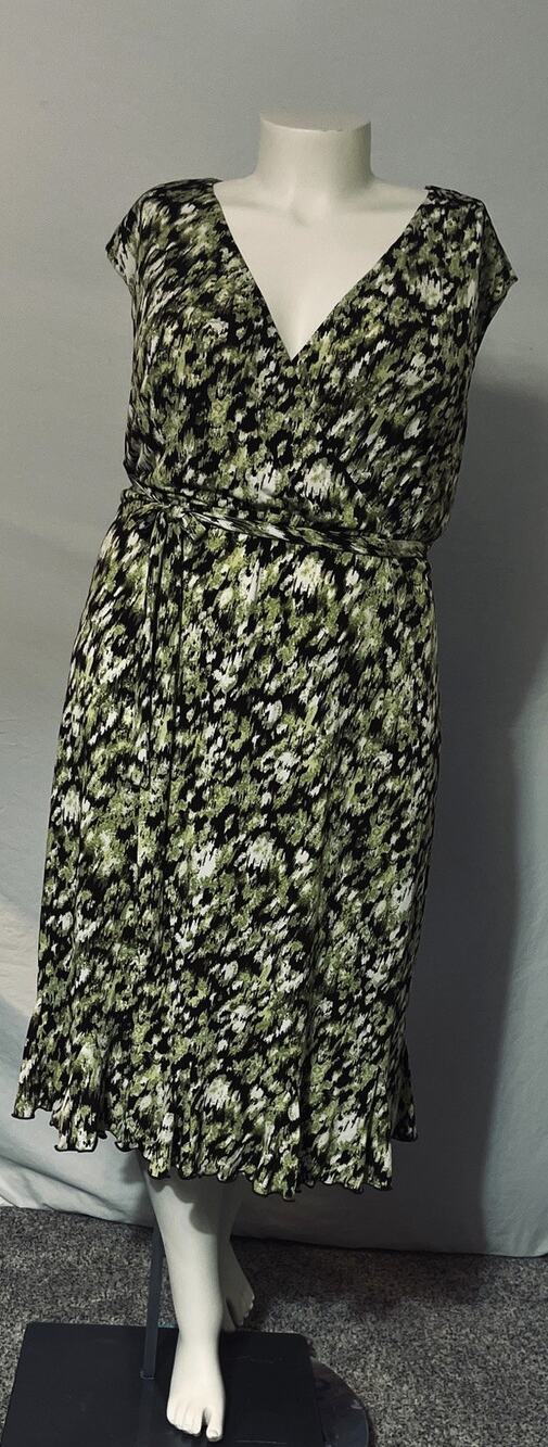 GLAMOUR Green Black Abstract Faux Wrap Midi Dress Womens 22W Belted Ruffle Hem